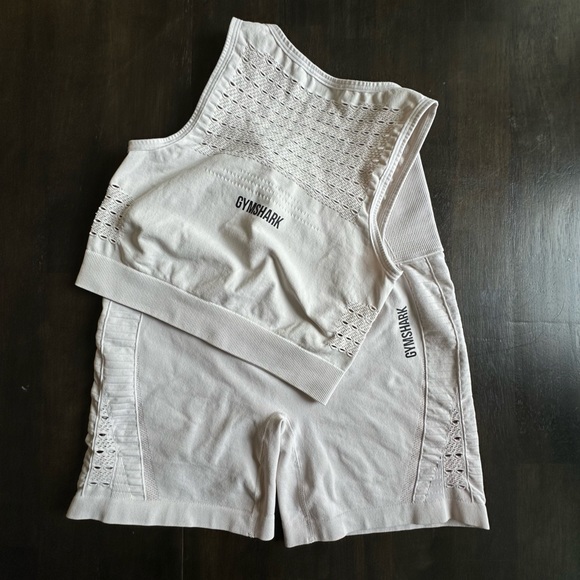 Gymshark Workout Set - Picture 9 of 11